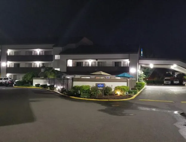 Baymont by Wyndham Seattle/Kirkland WA hotel detail image 2