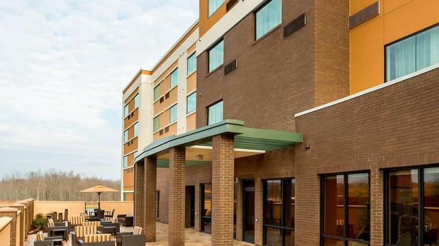 Courtyard Stafford Quantico hotel detail image 2