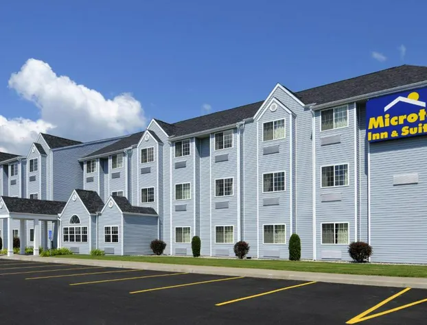 Microtel Inn & Suites by Wyndham Plattsburgh hotel detail image 1