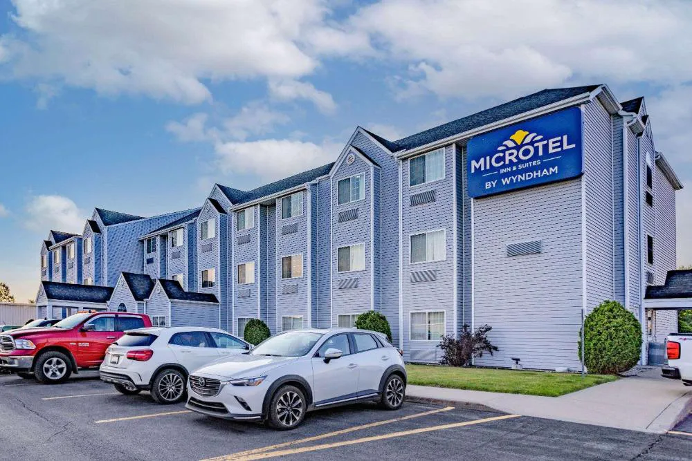 Microtel Inn & Suites by Wyndham Plattsburgh hotel hero