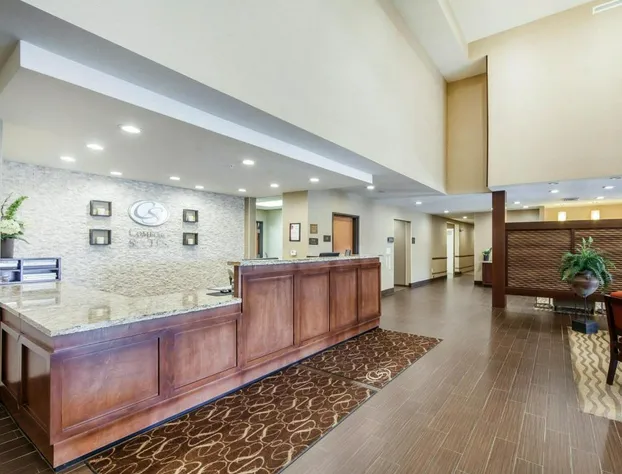 Comfort Suites Marietta - Parkersburg hotel detail image 4