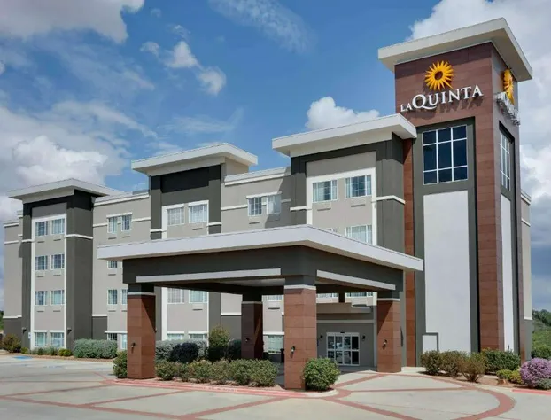 La Quinta Inn & Suites by Wyndham Big Spring hotel detail image 1