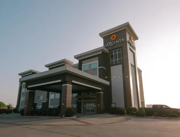 La Quinta Inn & Suites by Wyndham Big Spring hotel detail image 3