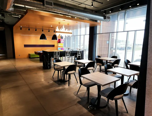 Aloft Vaughan Mills hotel detail image 2