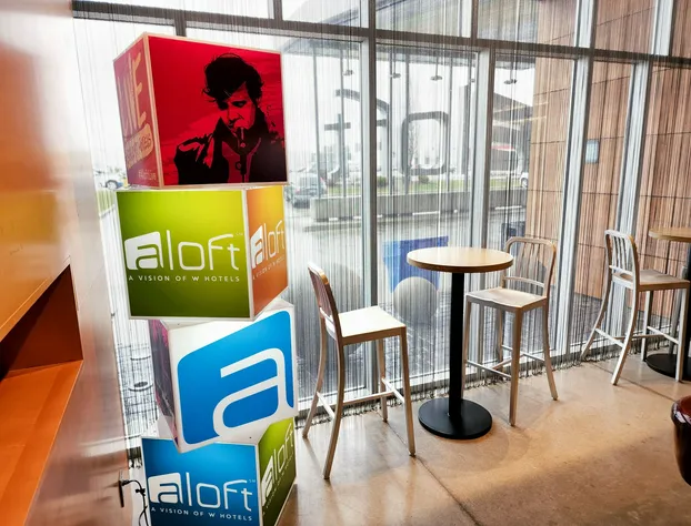 Aloft Vaughan Mills hotel detail image 3