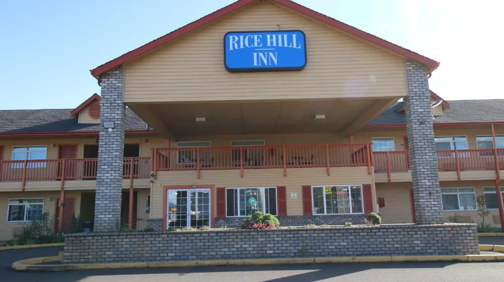 Rice Hill Inn hotel hero