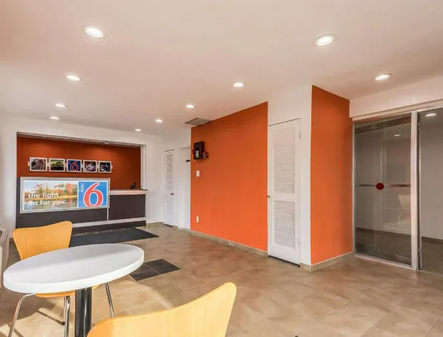 Motel 6 Schenectady, NY hotel detail image 4