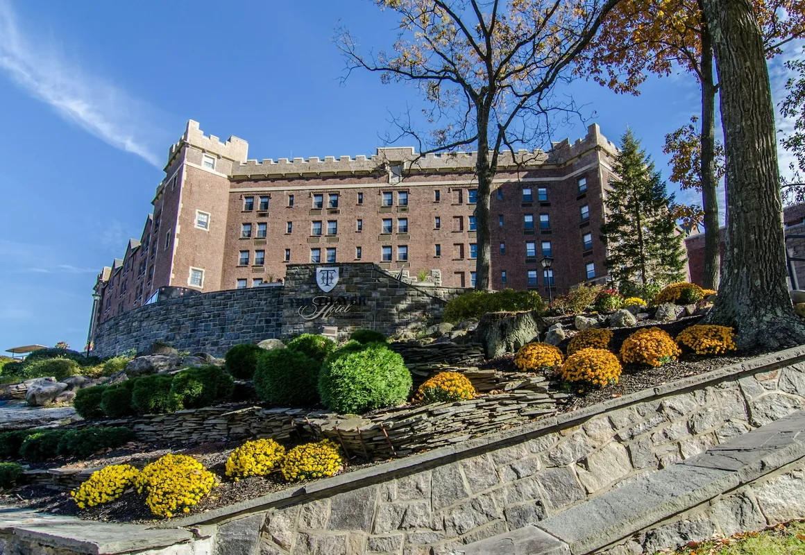 The Thayer Hotel at West Point hotel hero