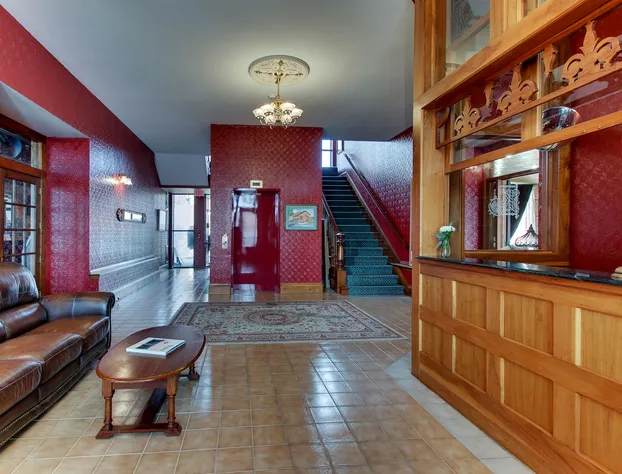 Kingsley Inn hotel detail image 4