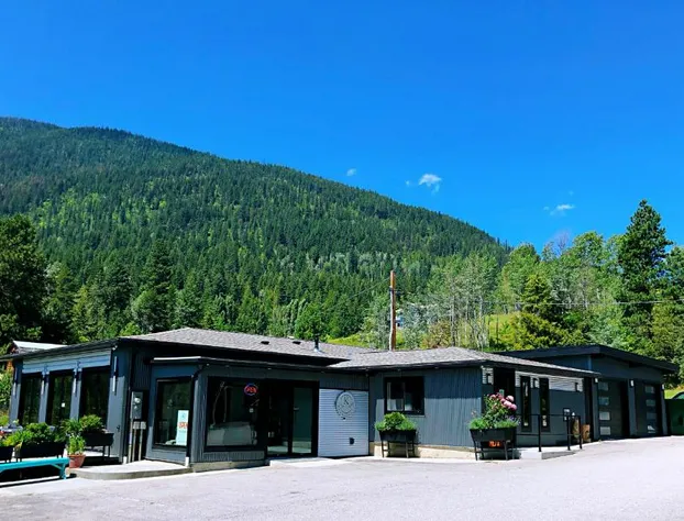 Kokanee Glacier Resort hotel detail image 1