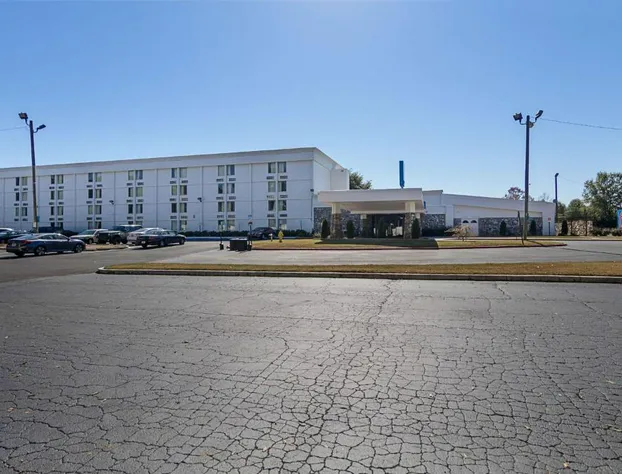 Motel 6 Decatur, GA hotel detail image 1