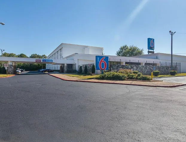 Motel 6 Decatur, GA hotel detail image 2