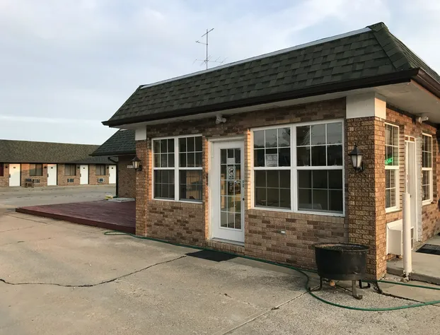 Heritage Inn Mahomet hotel detail image 1