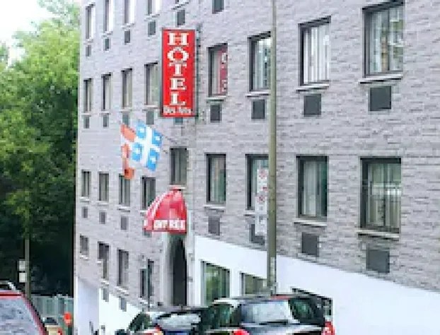 Hotel Des Arts hotel detail image 2