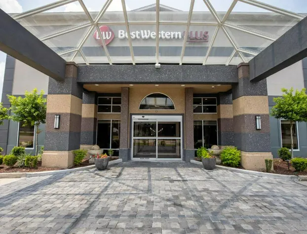 Best Western Plus Vermilion River Inn & Suites hotel detail image 1