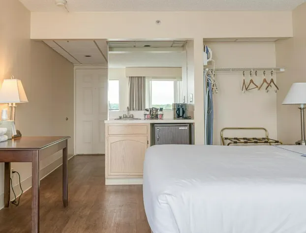 Bonnie Castle Resort & Marina hotel detail image 3