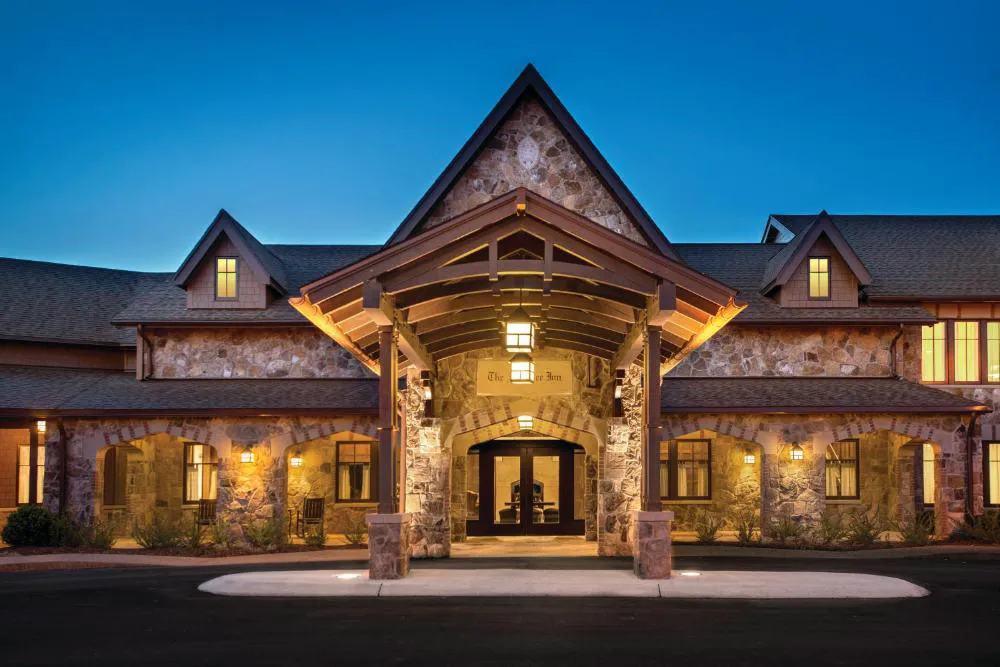 The Sewanee Inn hotel hero