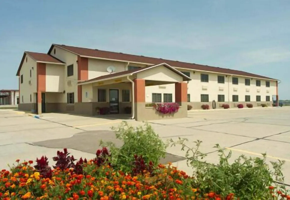 Cherokee Inn hotel hero