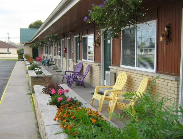 Big Bear Lodge hotel detail image 4
