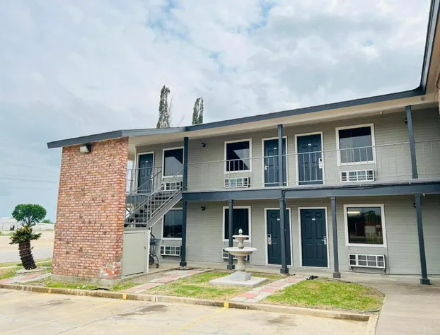 Coachway Inn hotel detail image 2