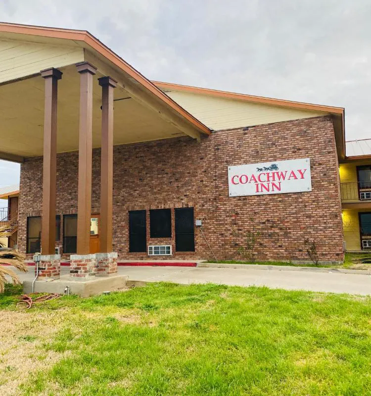 Coachway Inn hotel hero