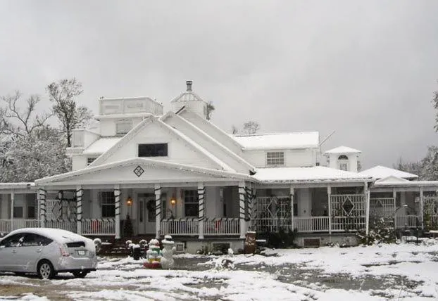 Book Nook Inn hotel detail image 1