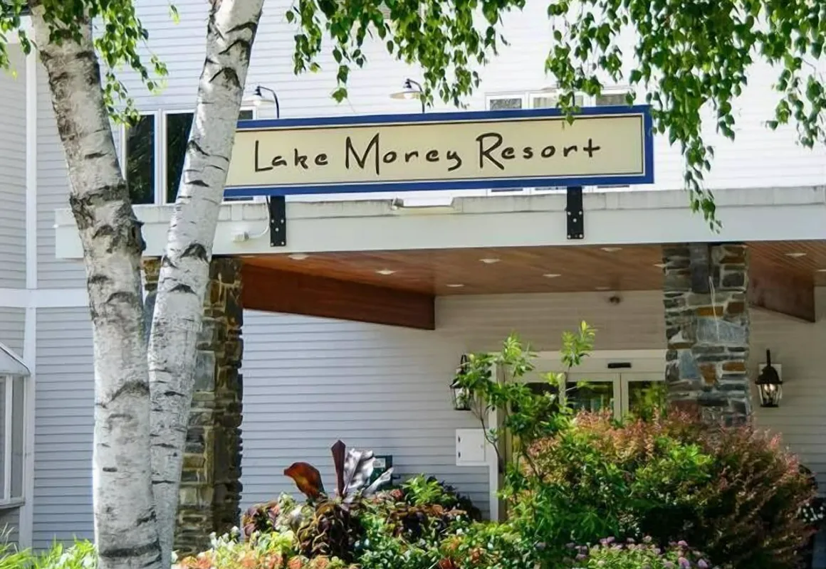 Lake Morey Resort hotel hero