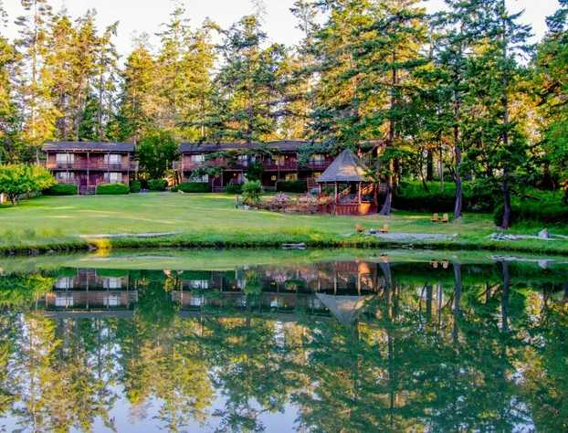 Captain Whidbey hotel detail image 2