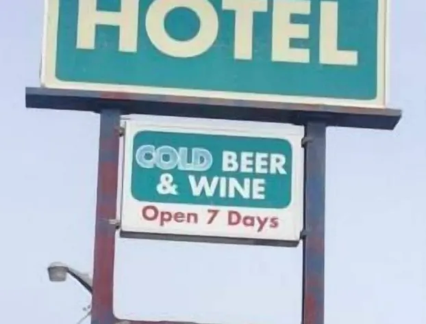 Oasis Hotel hotel detail image 1