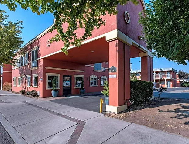 Quality Inn Madras hotel detail image 2