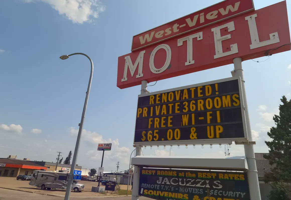 Westview Motel hotel hero