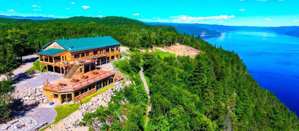 Pourvoirie du Cap au Leste hotel hero