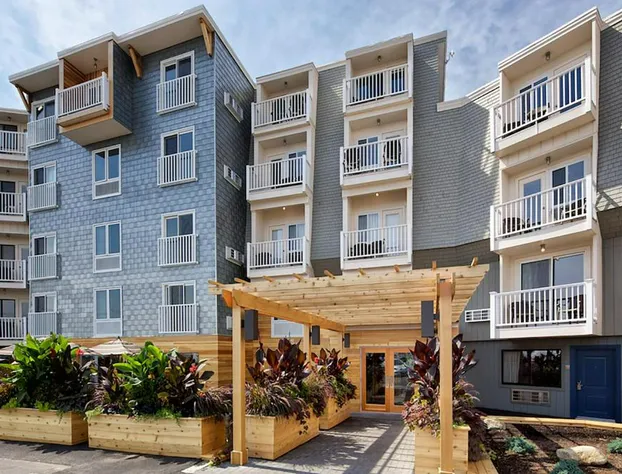 Rockland Harbor Hotel hotel detail image 3