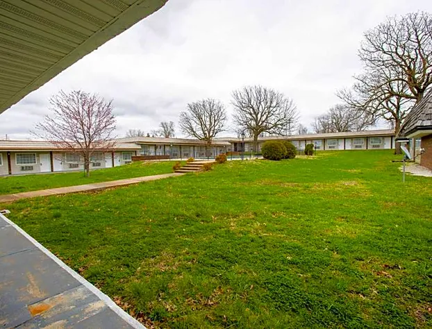 OYO Hotel Lebanon MO I-44 hotel detail image 2