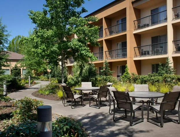 Courtyard By Marriott Portland Hillsboro hotel detail image 1