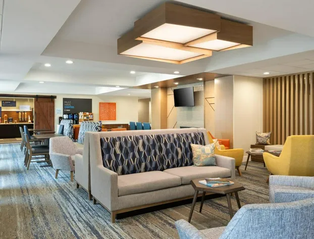 Holiday Inn Express Indianapolis Airport by IHG hotel detail image 4