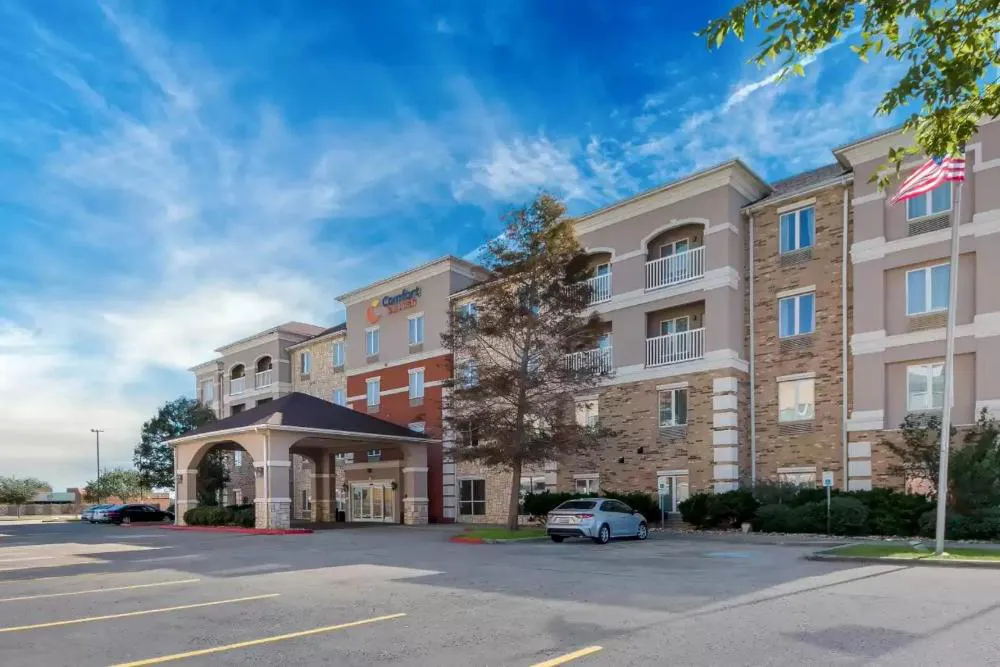 Comfort Suites Corpus Christi Central hotel hero