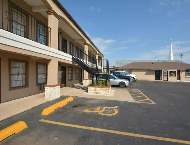 Newcastle Motel hotel detail image 4