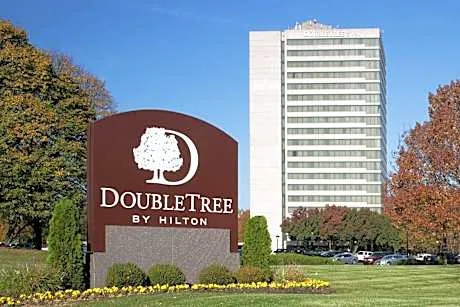 DoubleTree by Hilton Kansas City - Overland Park hotel detail image 1