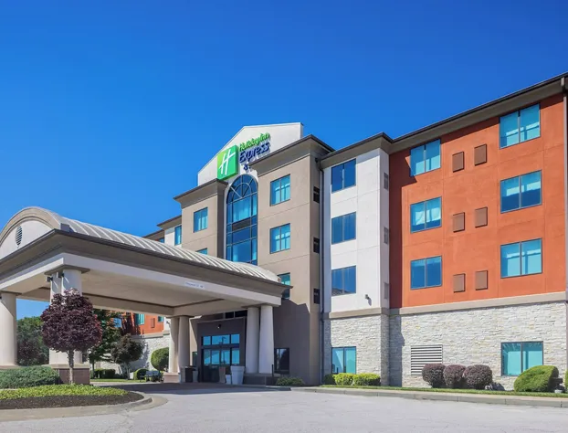 Holiday Inn Express and Suites Kansas City Airport by IHG hotel detail image 1