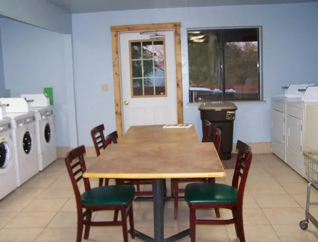 Wagon Wheel Restaurant Bar and Motel hotel detail image 2