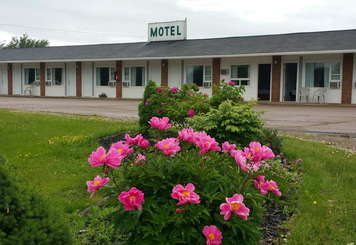 Sackville Inn hotel hero