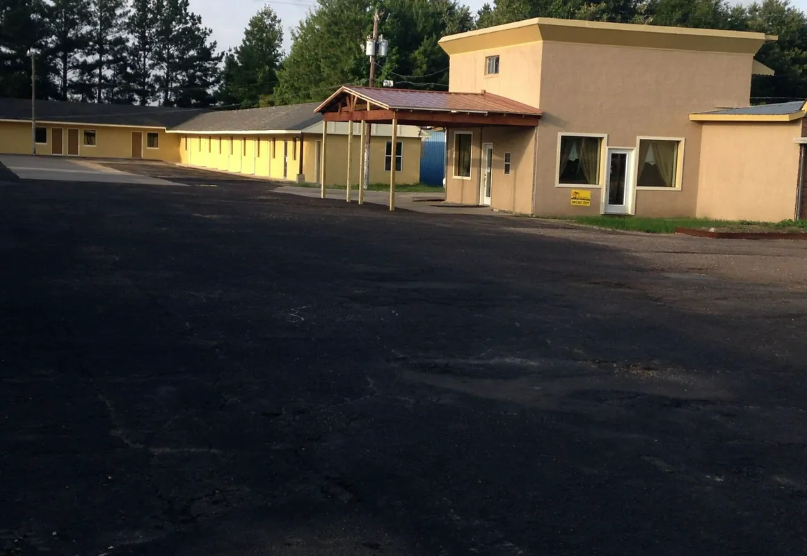 Pleasure Point Inn & Suites hotel hero