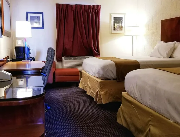 Cedar Inn hotel detail image 4