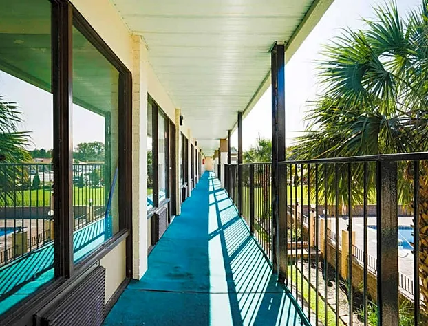 OYO Hotel Wade/Fayetteville I-95 South hotel detail image 1