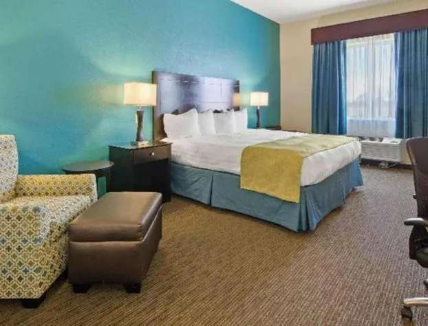 Best Western Lindsay Inn & Suites hotel detail image 3