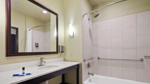 Best Western Lindsay Inn & Suites hotel detail image 2