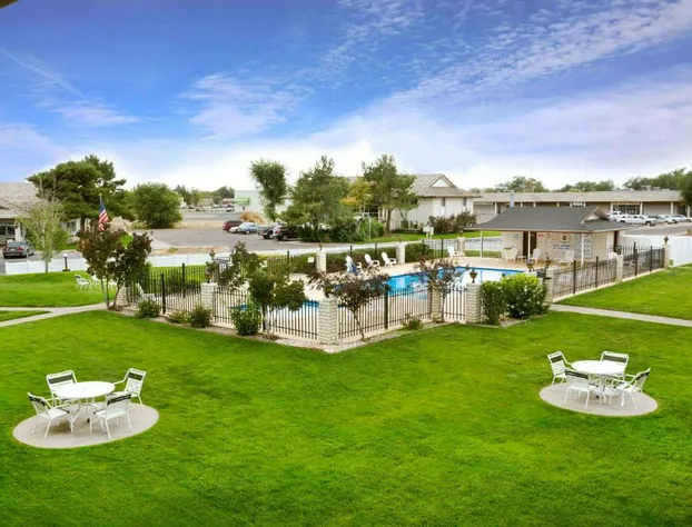 Days Inn by Wyndham Delta hotel detail image 2