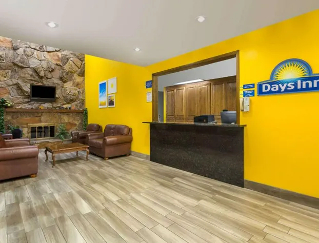 Days Inn by Wyndham Delta hotel detail image 4