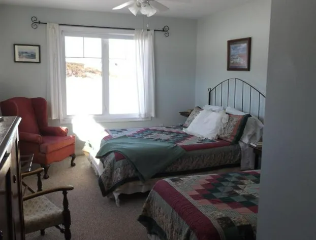 Johnson Shore Inn hotel detail image 3